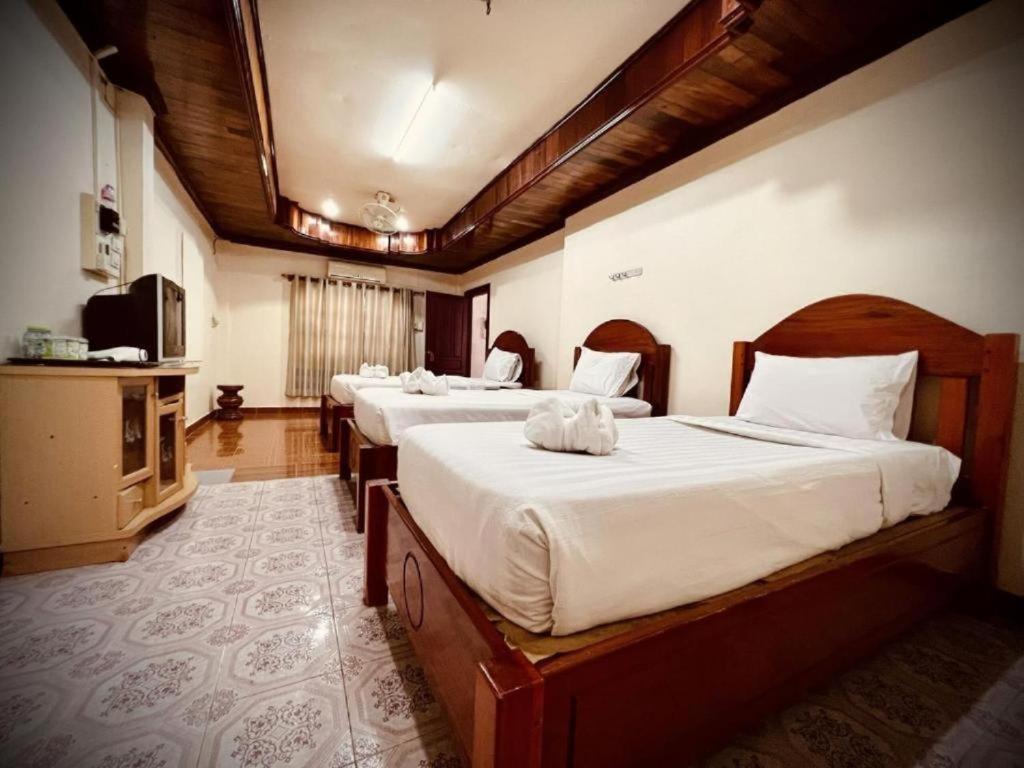 Walking Street Villa 万荣 外观 照片