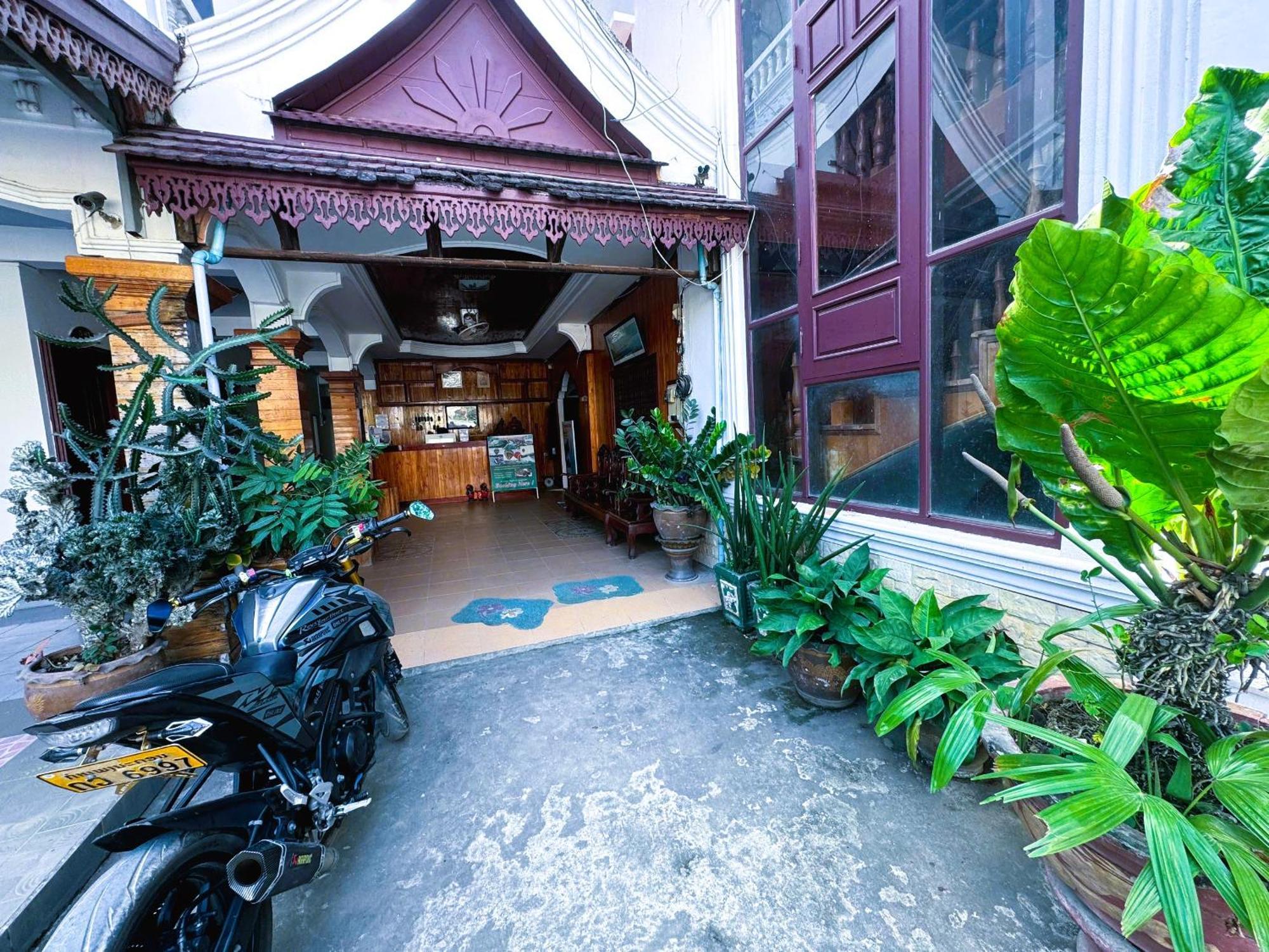 Walking Street Villa 万荣 外观 照片